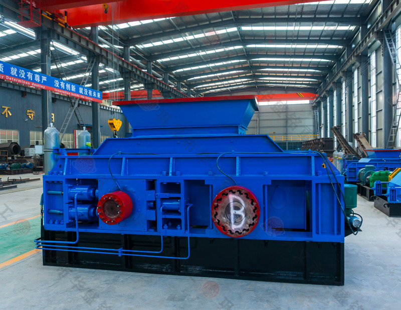 雲母(mu)破(po)碎(sui)機_雲母(mu)破碎機(ji)價格(ge),雲母(mu)破碎(sui)機廠(chang)傢